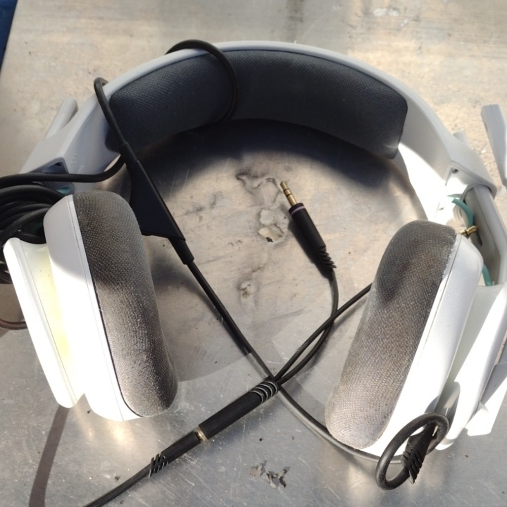 Astro AG/SFWhite and Gray Over-Ear Headphones